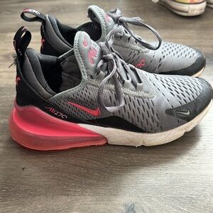 Nike Air Max 270